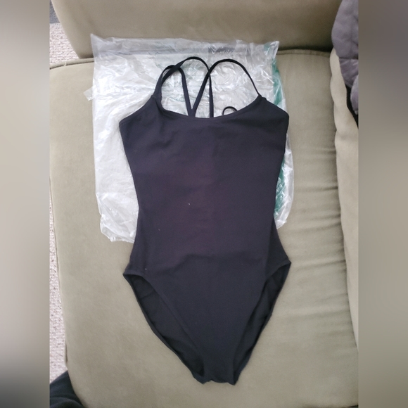 Capezio Women's Double Strap Camisole Leotard for Ballet, Large, Black, New - Picture 2 of 14